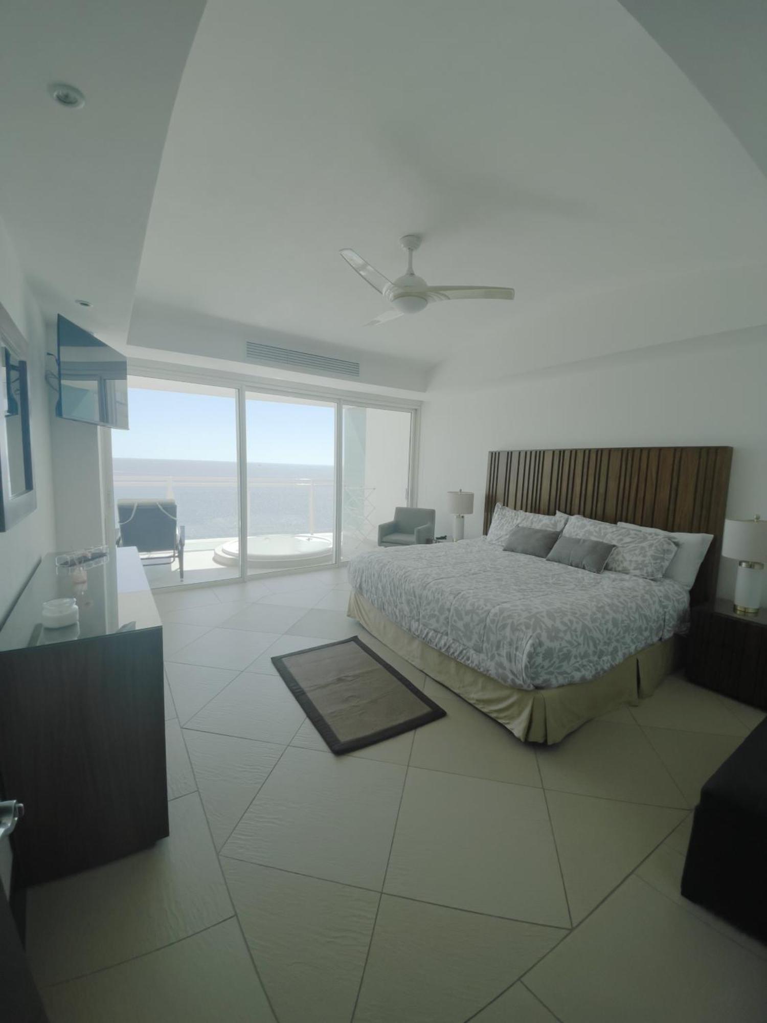 Bay View Grand Marina Ixtapa Condo En Pie De Playa Dış mekan fotoğraf