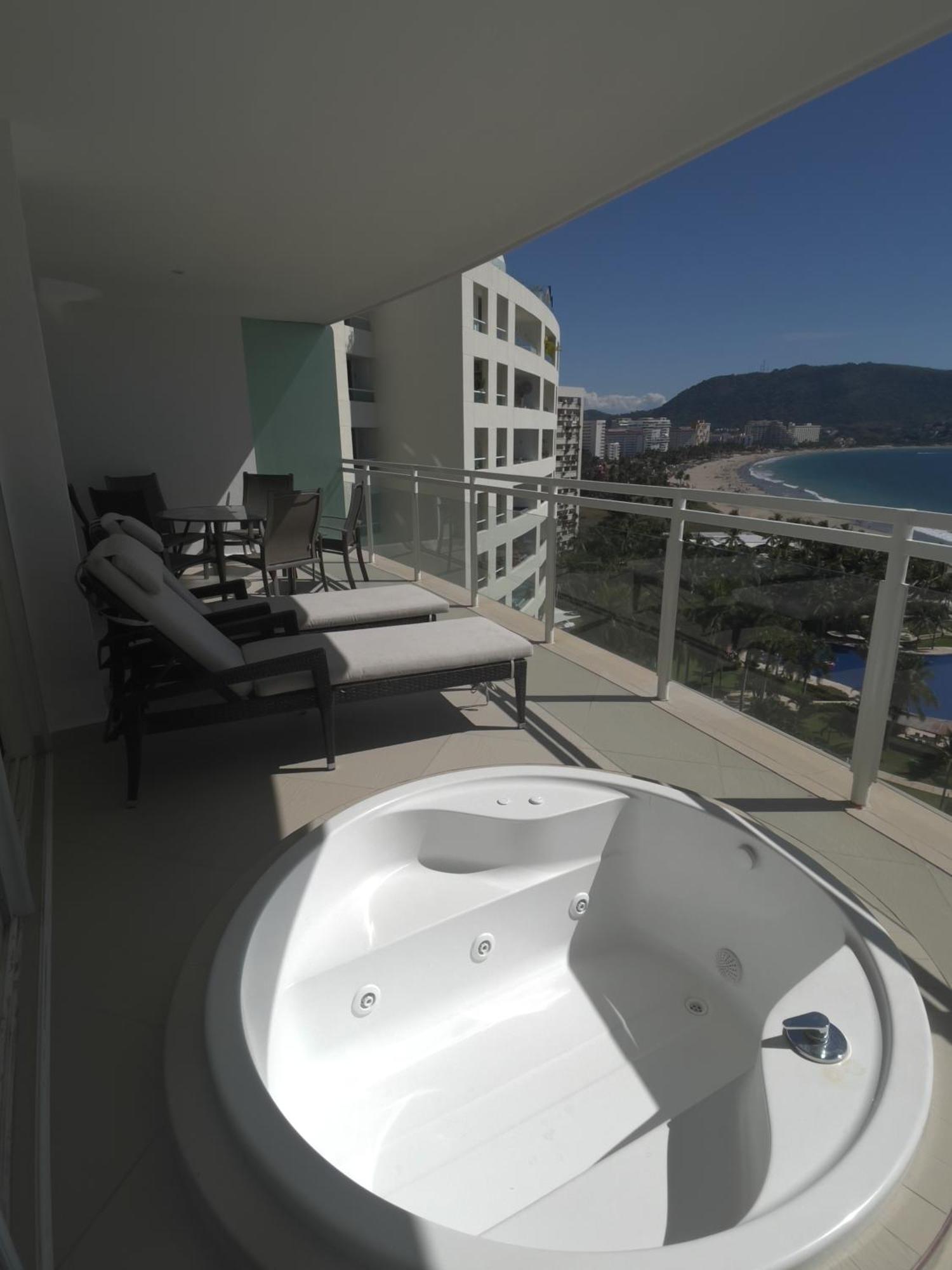 Bay View Grand Marina Ixtapa Condo En Pie De Playa Dış mekan fotoğraf